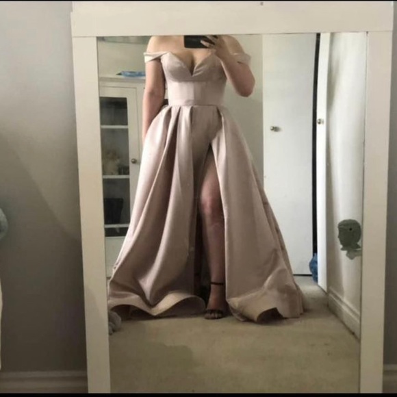 Liastublla Grad/Prom Dress - Picture 1 of 4